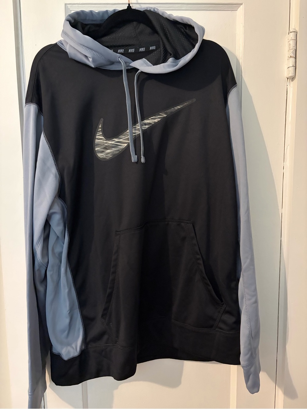 Nike Black & Light Gray Performance Pullover Hoodie